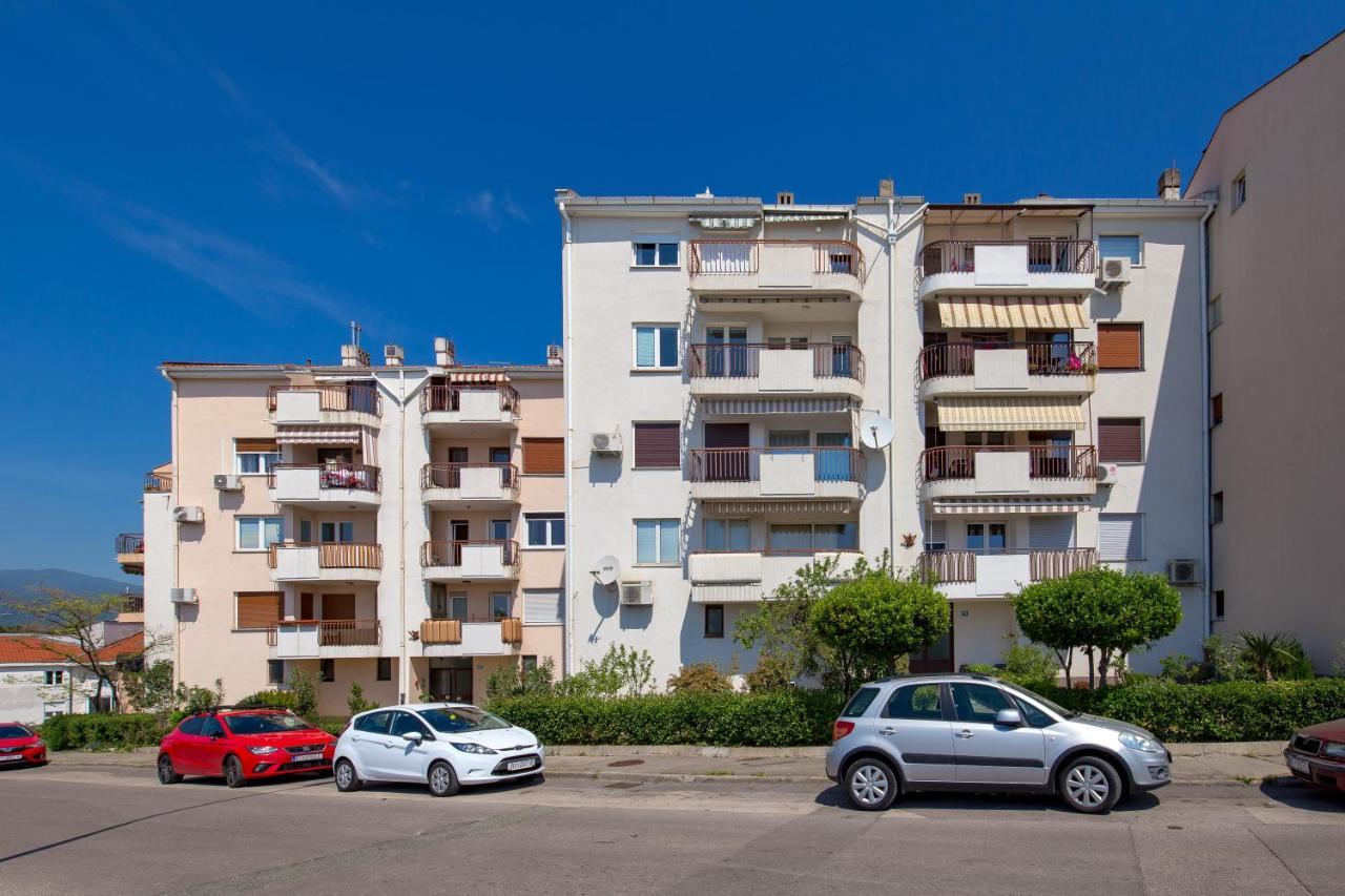 Modern Apartment Di Piu With Free 20M2 Garage Parking Rijeka Exterior foto